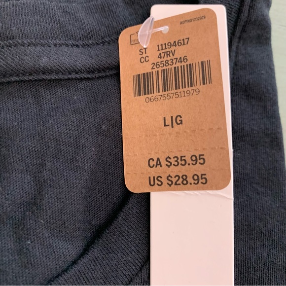 LOVEPINK Tee size large - Picture 4 of 9